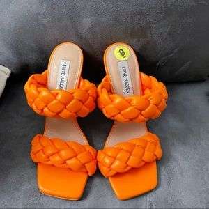 Steve Madden orange heels